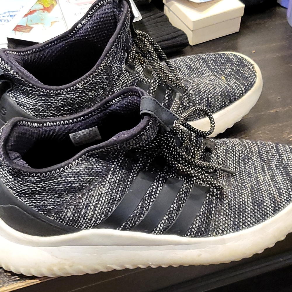 Adidas Sneakers - Picture 2 of 6